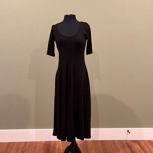 Chic Black Midi Dress